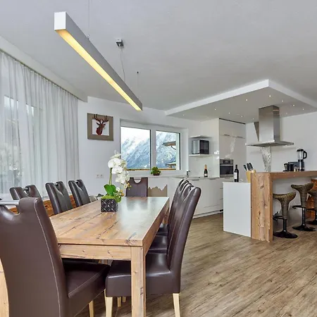 Alpen Diamond Penthouse & شقة *