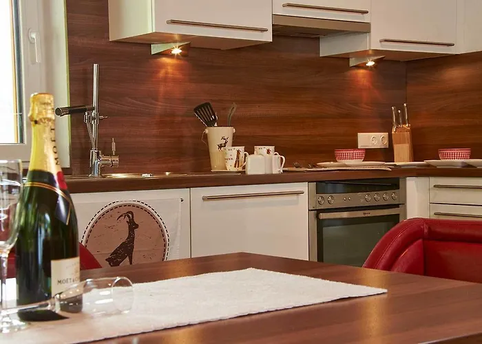 شقة Alpen Diamond Penthouse & *