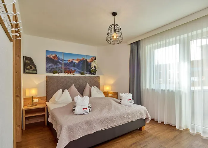 Alpen Diamond Penthouse & شقة سولدن