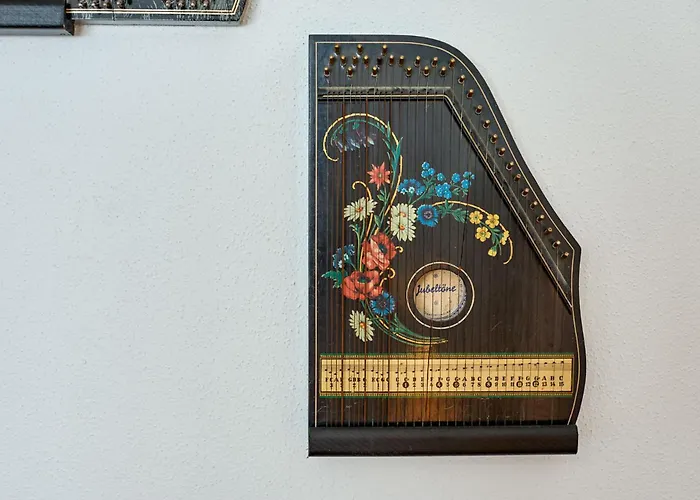 Alpen Diamond Penthouse & شقة