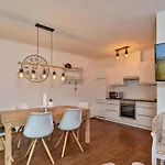 Alpen Diamond Penthouse & شقة