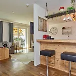 شقة Alpen Diamond Penthouse & *