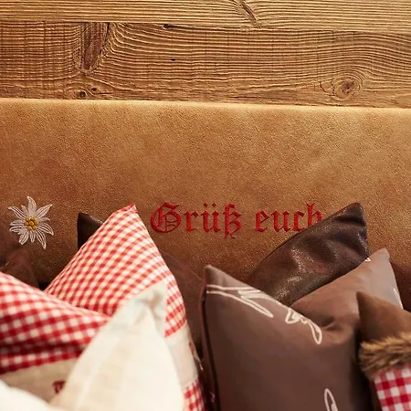 Alpen Diamond Penthouse & Apartman