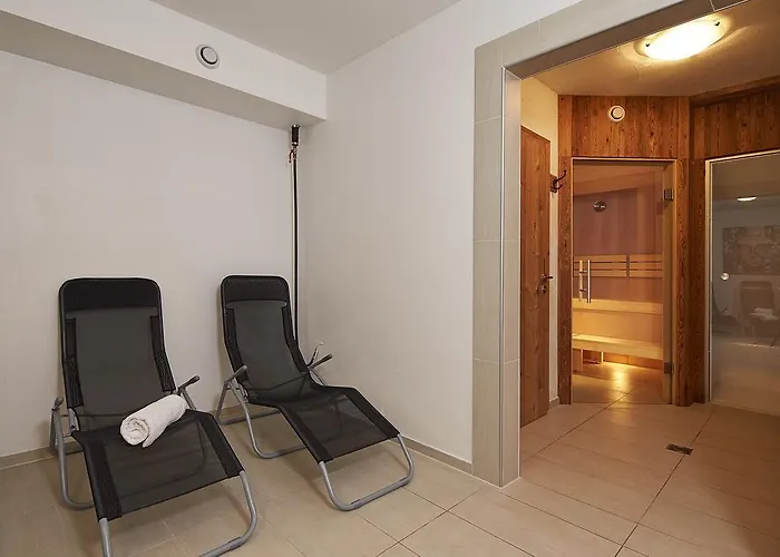 Alpen Diamond Penthouse & *