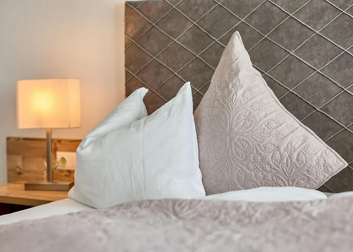 Alpen Diamond Penthouse & شقة *