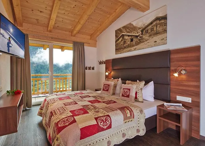 Alpen Diamond Penthouse & * سولدن